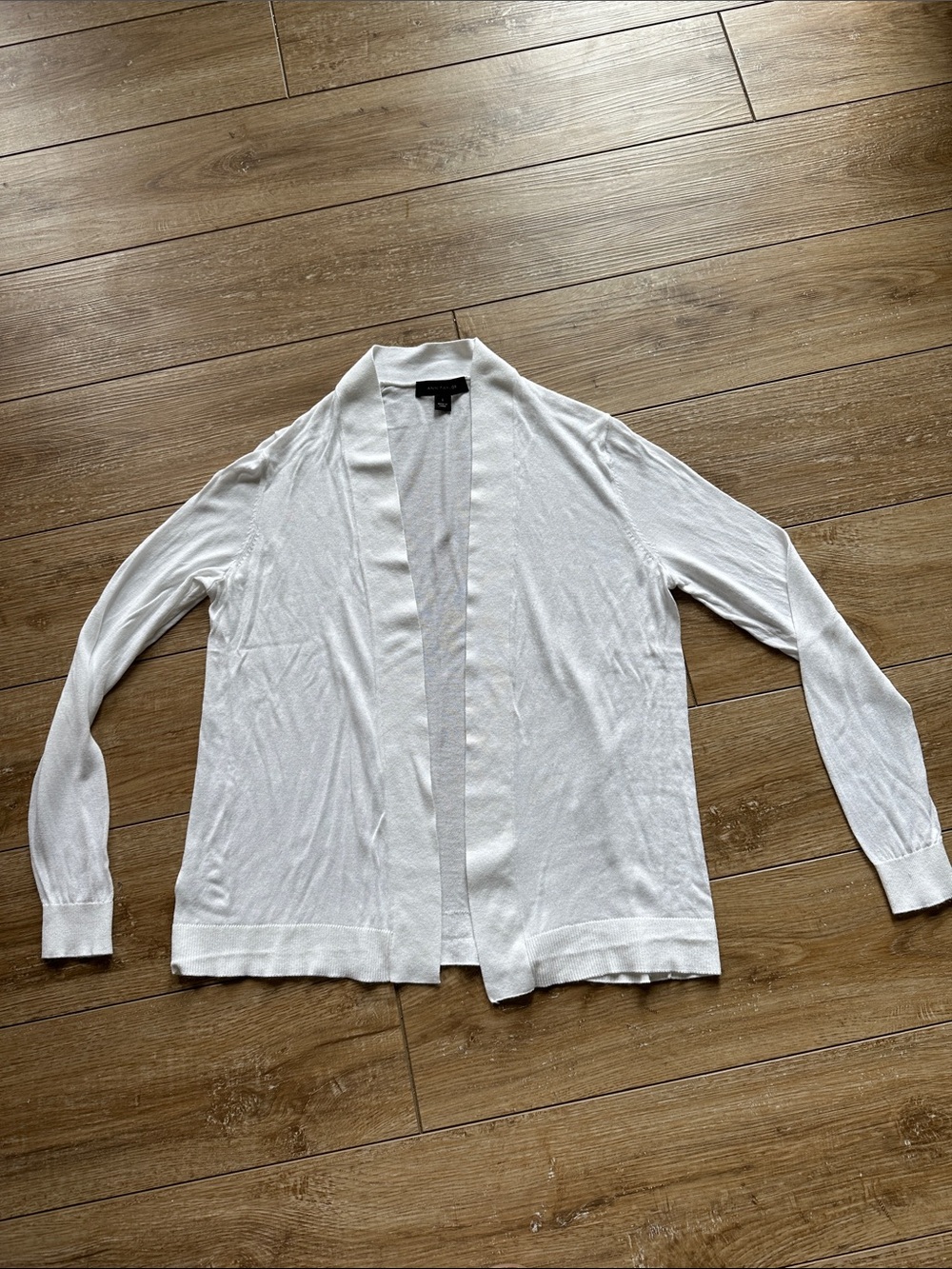 NWOT Ann Taylor Lightweight White Open Cardigan Size Xsmall